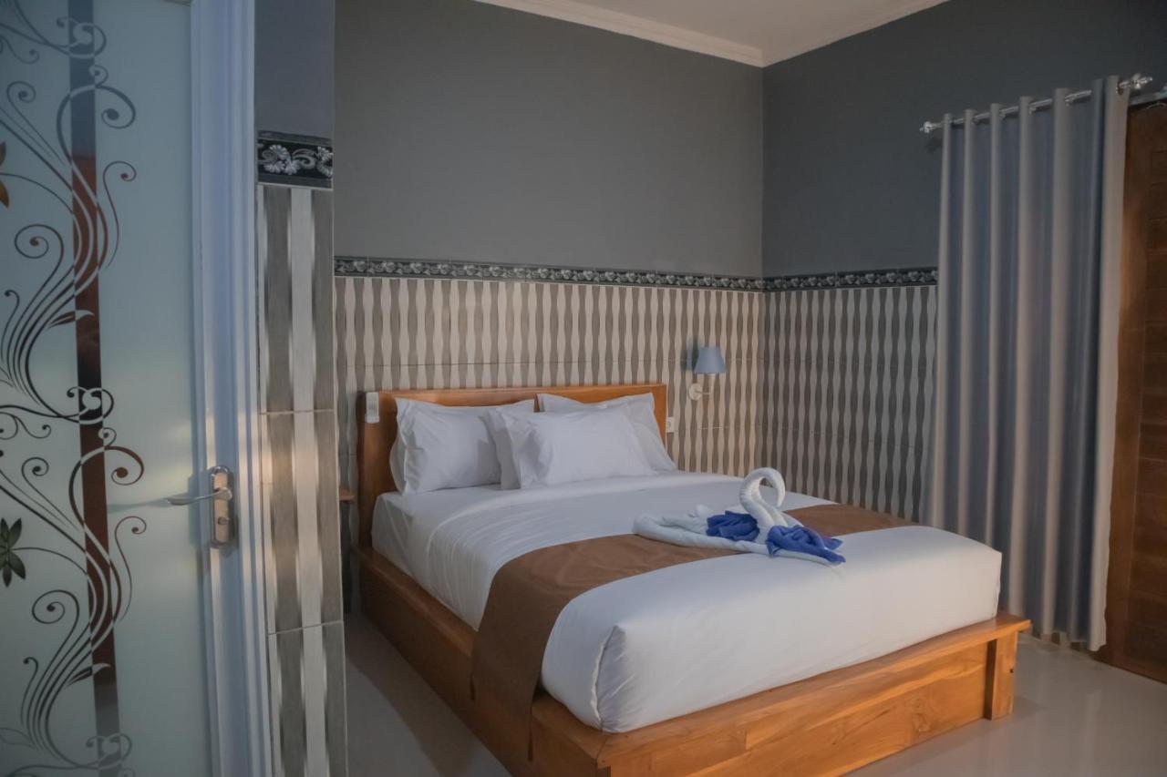 Prasi Sunrise Homestay Toyapakeh Exterior photo