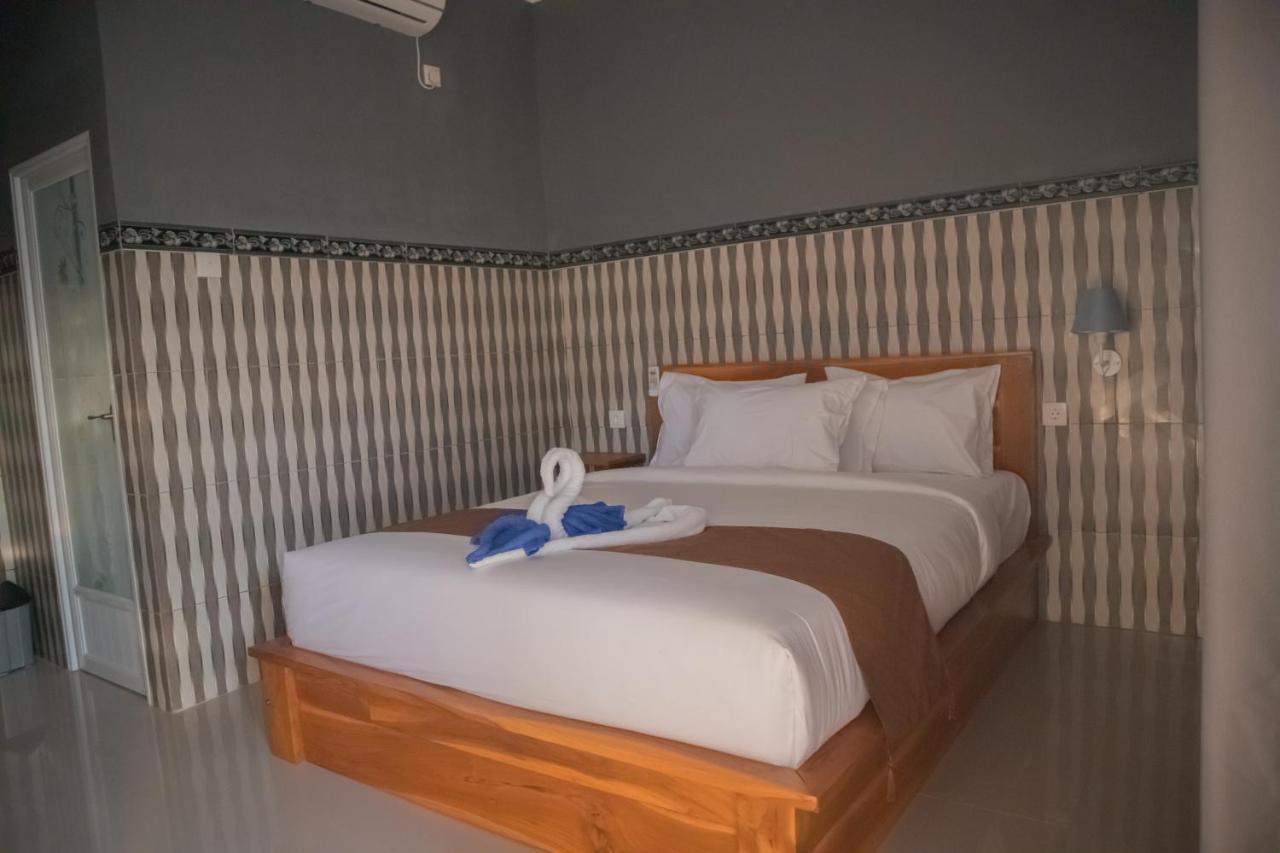 Prasi Sunrise Homestay Toyapakeh Exterior photo